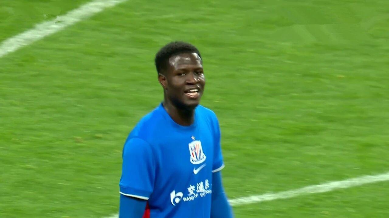 九游体育平台-申花再遭伤病打击!盖伊拉伤未随队出征,战浙江队将仅有3外援