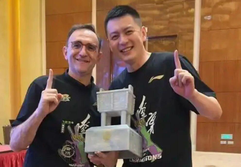 九游体育官方网站-辽宁男篮官宣换帅,北京男篮周琦阶段报销,徐杰蝉联全明星票王